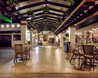 Real de Minas Poliforum - לאון - לובי