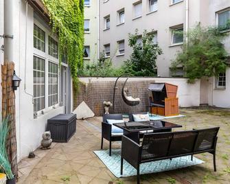 Loft Mit Whirlpool, Sauna, Billard - Essen - Innenhof