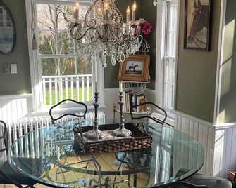 East Hampton South Of The Highway Near Ocean & Further Lane - East Hampton - Dining room