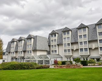 Sunday Hotel Wiesbaden Niedernhausen - Niedernhausen - Building