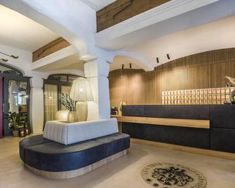 فندق تيفينبرونير - كيتزبوهيل - ردهة