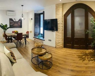 Hotel Qb Almagro Centro - Almagro - Вітальня