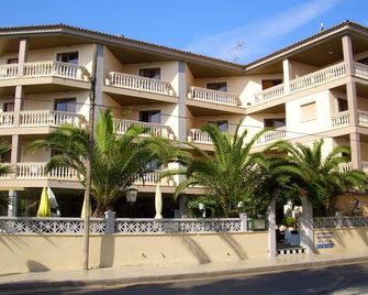Welikehotel Triton Beach - Cala Ratjada - Building