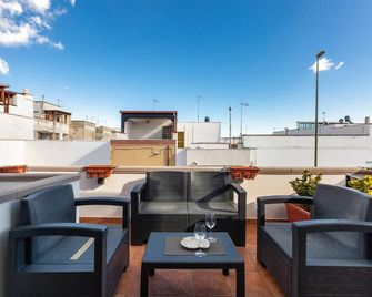 2700 Sud Sud Apartaments - Appartamento Conchiglia by Barbarhouse - Torre Lapillo - Balcón