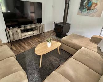 Berghofen - Mount Tamborine - Olohuone