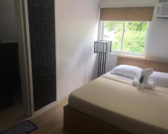 Amadeus Inn - El Nido - Bedroom