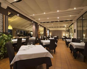 Hotel Villa Ducale Parma - Parma - Restaurant