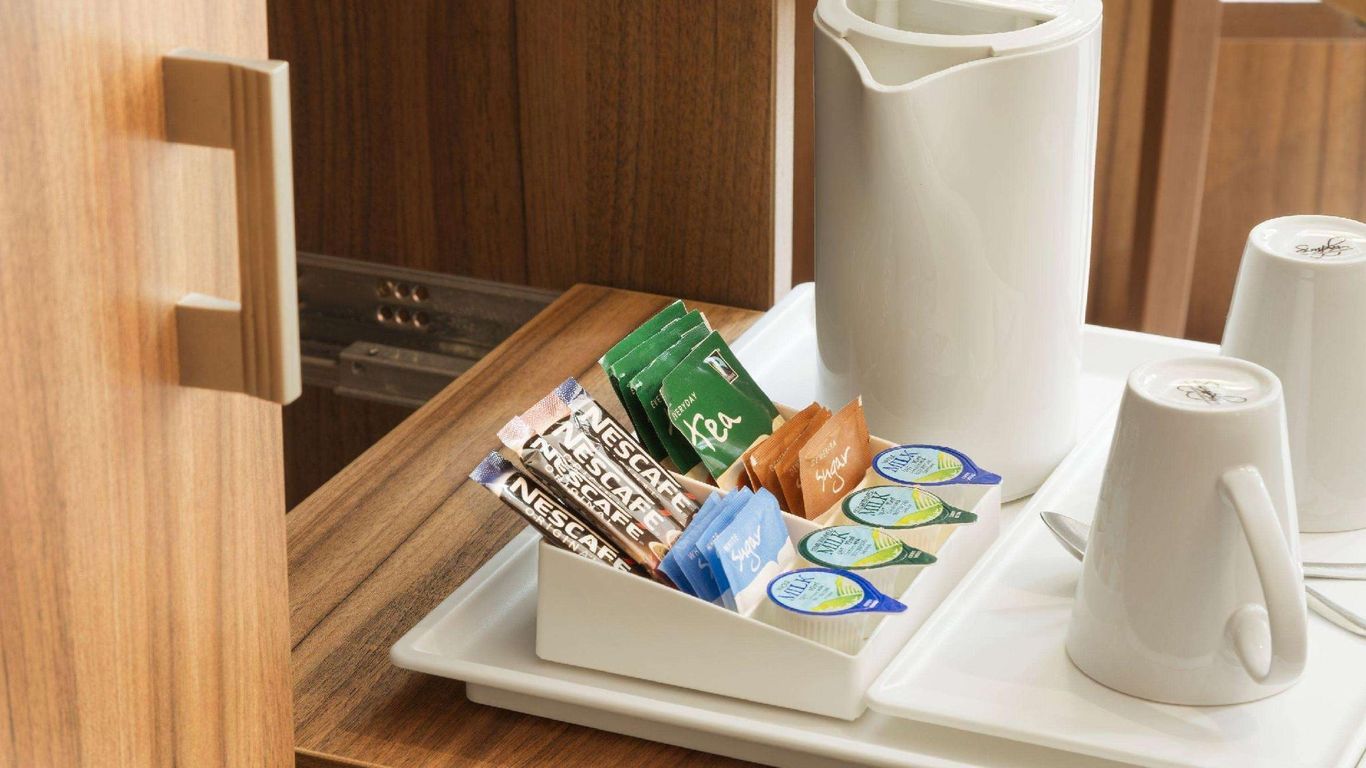 Ramada Hounslow - Heathrow East