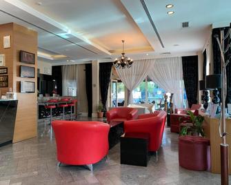 City Hotel Plovdiv - Plovdiv