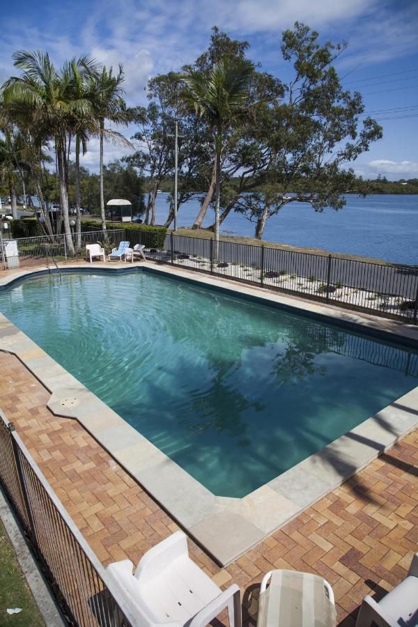 Colonial Tweed Holiday & Home Park thumbnail 2