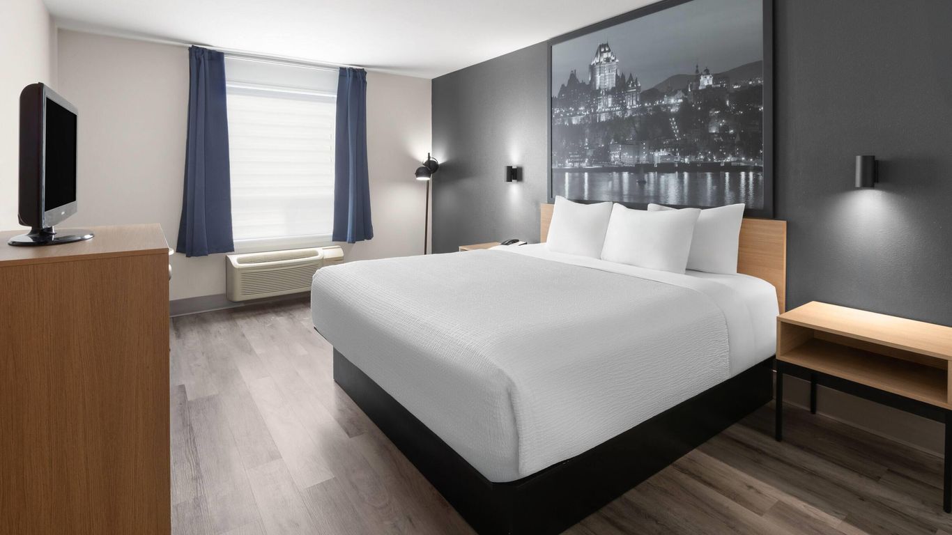 Super 8 by Wyndham Quebec City