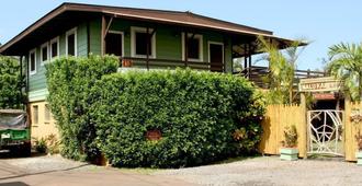 Nalu Kai Lodge - Paia - Vista del exterior