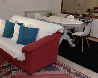 Alecrim Apartment | Alecrim & Rosmaninho Guest House - Pinhel - Sala de estar