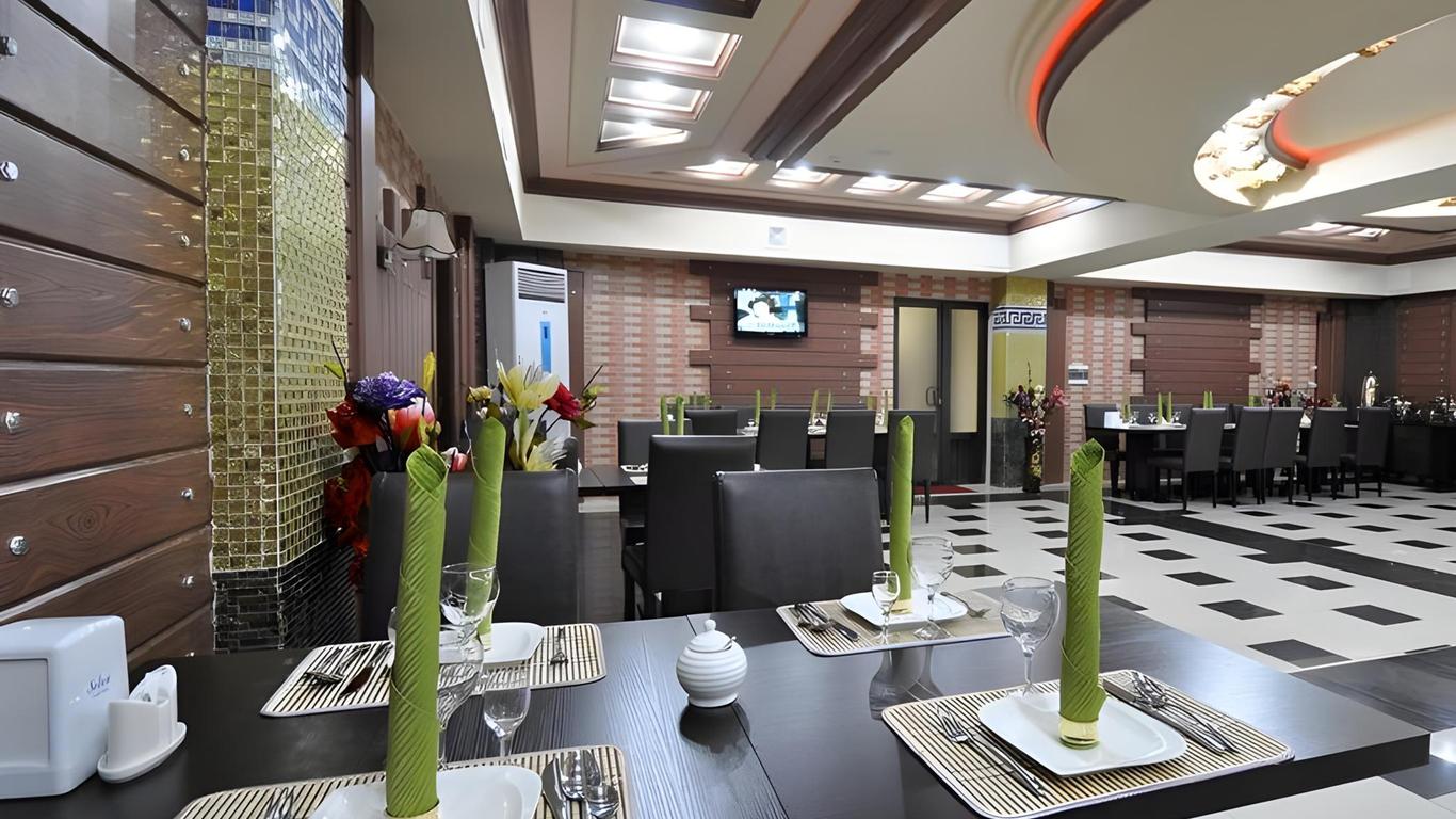 Hayot Hotel