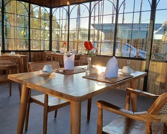 The Dewi Eco Bamboo Villa - Kubu - Restaurant