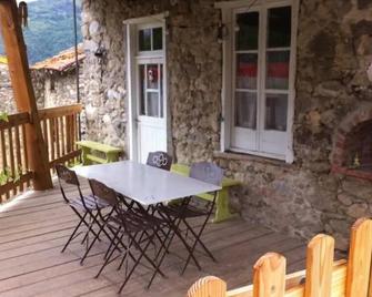la Maison de Nanou - Mercus-Garrabet - Patio