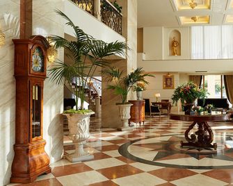Mediterranean Palace Hotel - Thessaloniki - Lobby