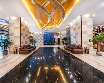 Ding Yi Hotel - קונמינג - לובי