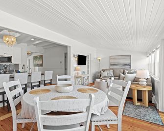 Lily of the Valley Cottage, Cozy Lake Orion Gem - Lake Orion - Comedor