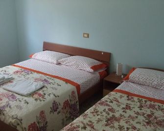 Borno Bed & Breakfast - Borno - Habitación