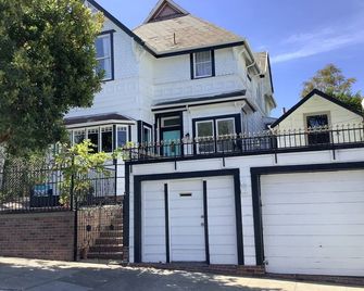 The Boardwalk Beach House - Santa Cruz - Edificio