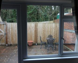 The Clothiers Arms - Stroud - Patio