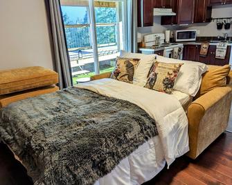 Crystal Hollows Lake View - Nanaimo - Bedroom