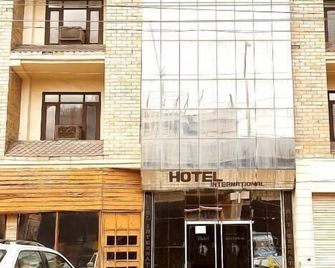 Hotel International - Gurdaspur - Building