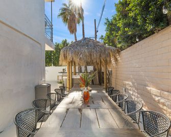 The Maya - Entire Hotel Buyout - Private Gym - Private Game Room - Private Living Area - Palm Springs - Patio