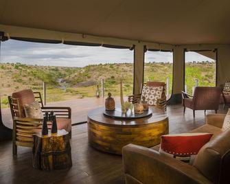 Mahali Mzuri - Maasai Mara - Living room