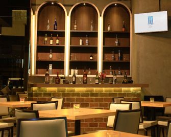 Celecton Blue Cikarang - Cikarang - Bar