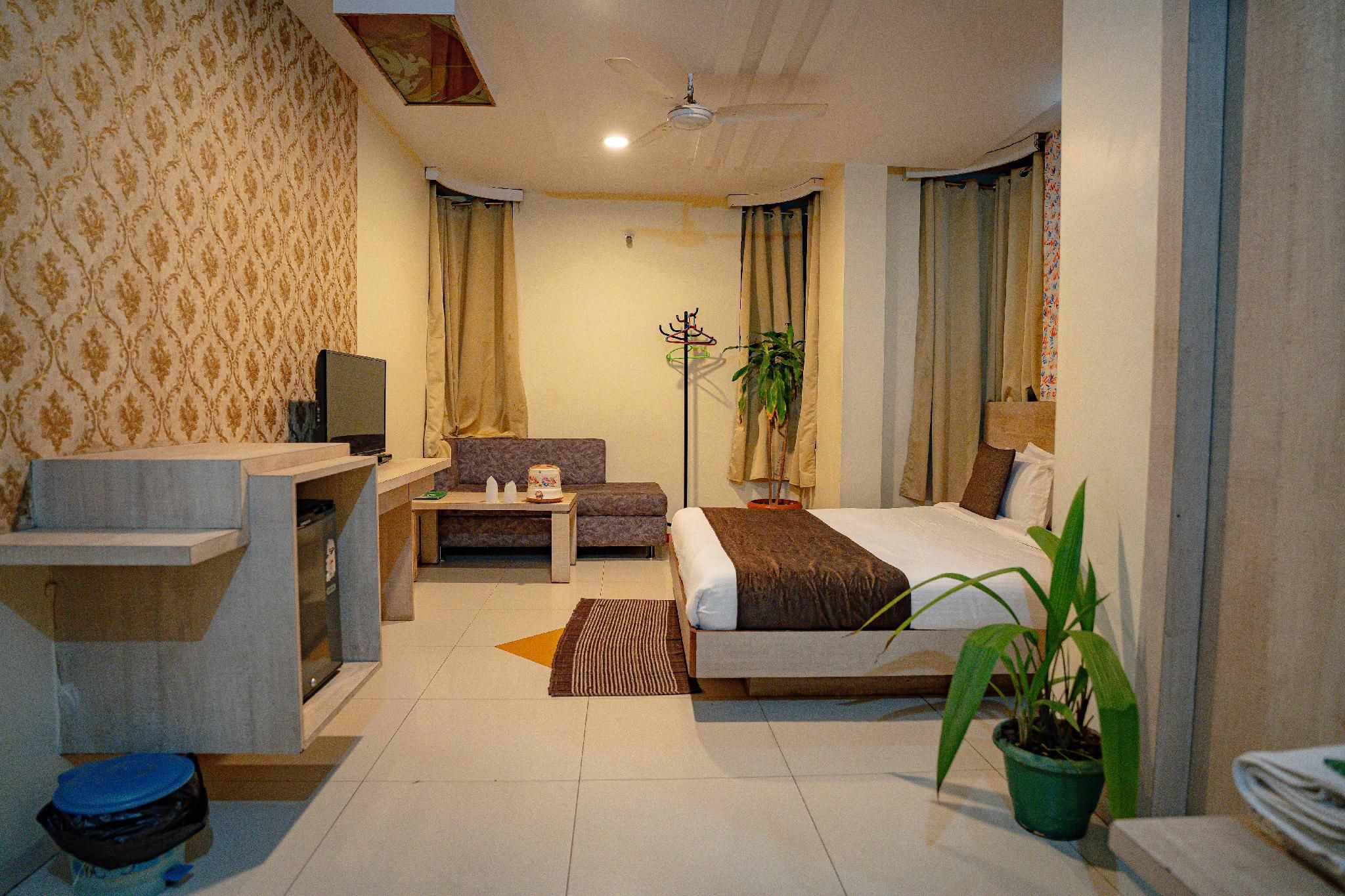Hotel Kachnar - Pachmarhi - Bedroom