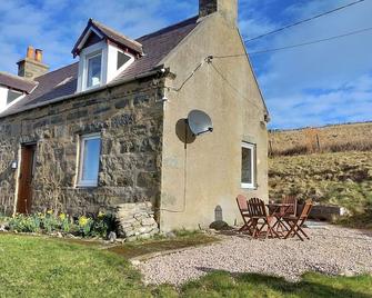 Ornum - Thurso - Building