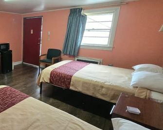 Hometown Inn Rocky Mount Va - Rocky Mount - Habitación