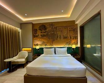 Akino Luxury - Jamshedpur - Bedroom