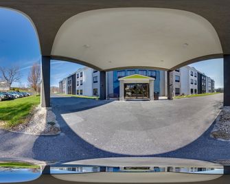 Aspire Hotel and Suites - Gettysburg - Building