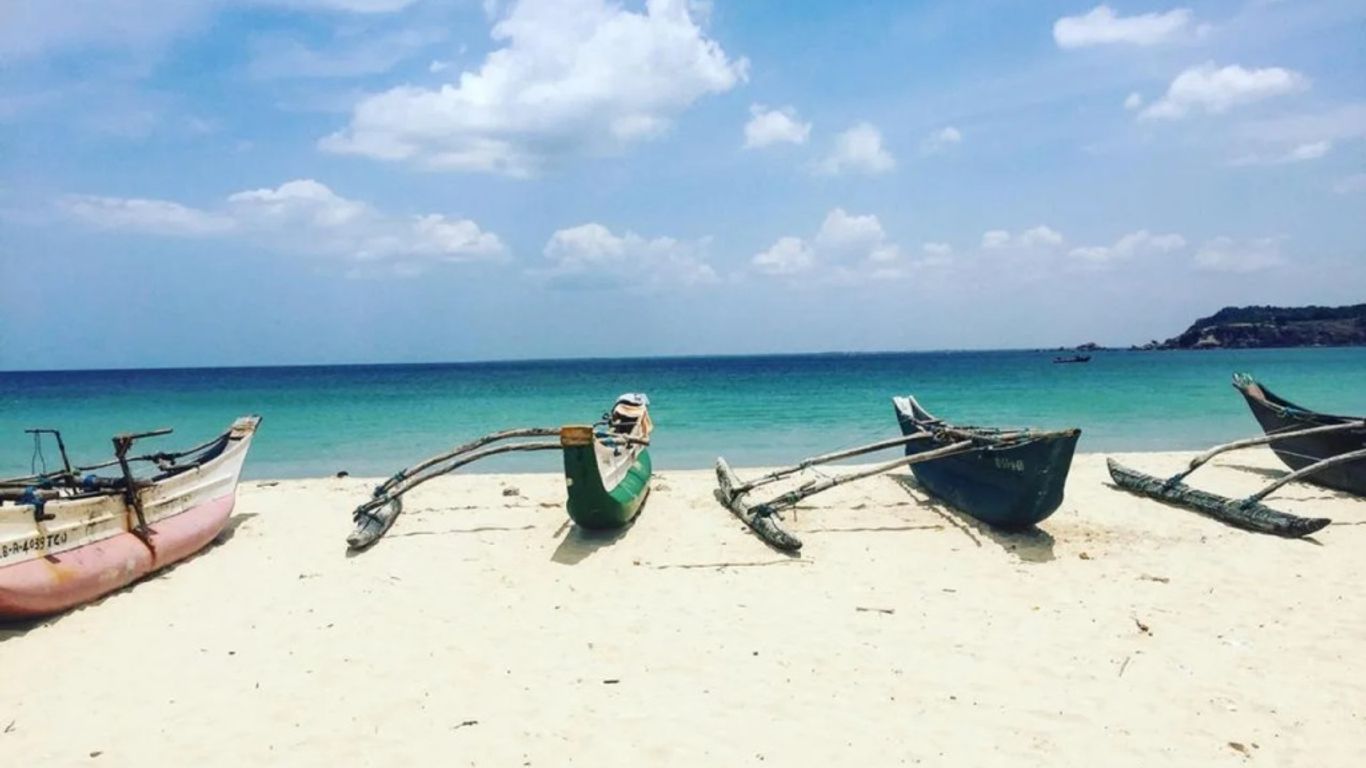 Shan Guest and Restaurant Nilaveli