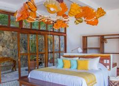 'Bianni Beuú' Luxury House - Puerto Angel - Bedroom