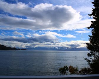 Sooke Harbour House - Sooke - Building