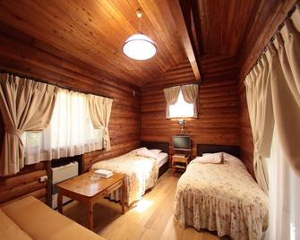 Cottage Inn Log-Cabin - Karuizawa - Schlafzimmer