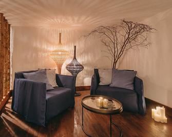 Hôtel Les Suites - Maison Bouvier - Tignes - Living room