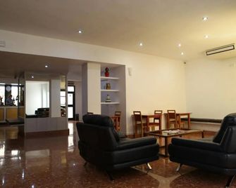 Hotel Alguer Camp Nou - Barcelona