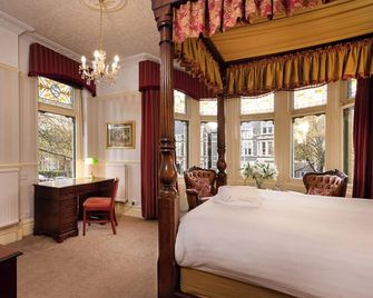Lincoln House Private Hotel - קארדיף - חדר שינה