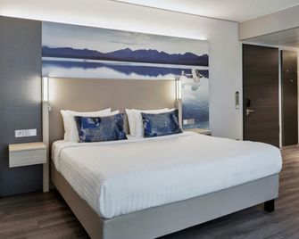 Courtyard by Marriott Oberpfaffenhofen Munich South - Gilching - Schlafzimmer