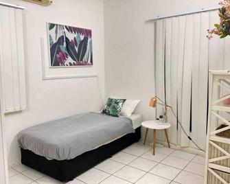 Welcome to Your Tropical Getaway! - Дарвін - Спальня