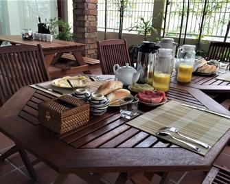 Ananas Family Hotel - Ho Chi Minh City