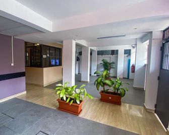 Belmann Bonapriso - Douala - Salónek