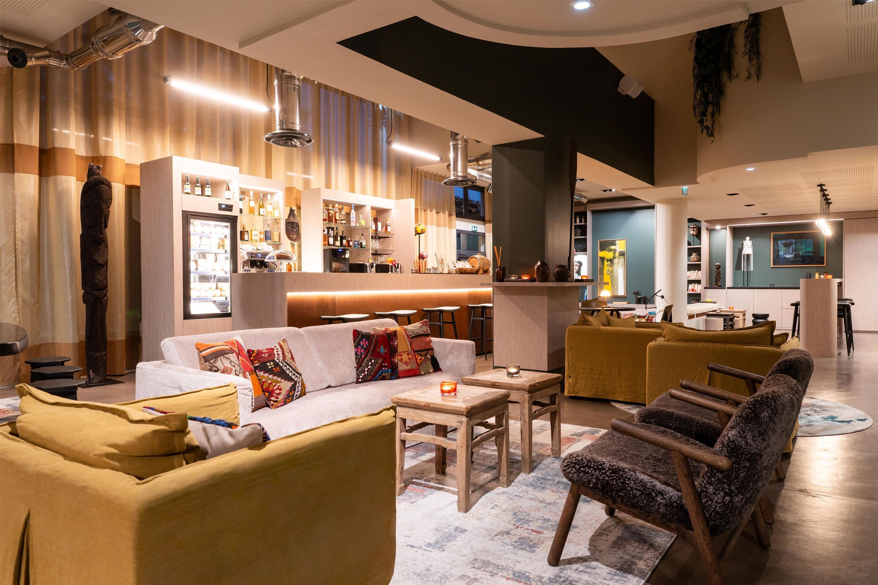 Best Western Premier Le Masq Hotel - לה רושל - טרקלין