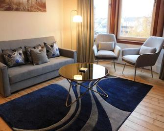 Beautiful & spacious 2 bed apt in Glasgow West End - Glasgow - Living room