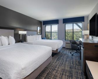 Hampton Inn & Suites Agoura Hills - Agoura Hills - Camera da letto